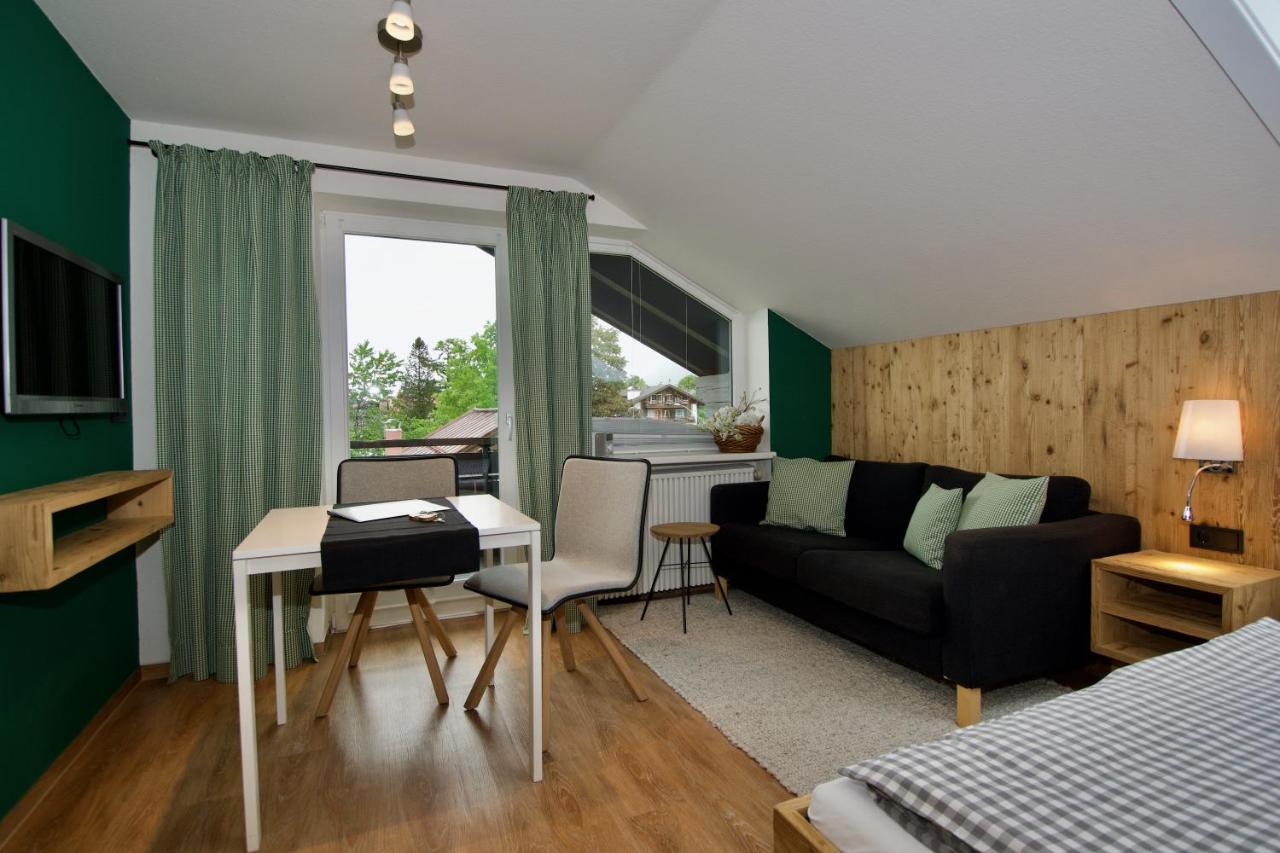 Haus Jahreszeiten Oberstdorf Buitenkant foto